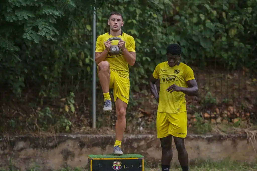 El Barcelona de Martínez es local frente  Flamengo