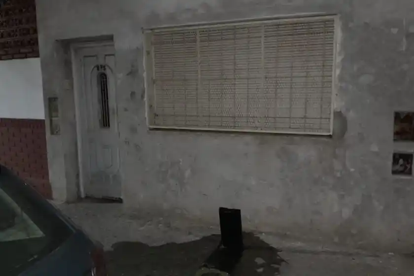 Robaba medidores de agua, trató de escapar corriendo y fue detenido