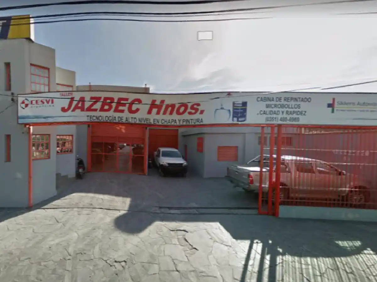 Roban más de $ 8 millones en taller mecánico de Córdoba