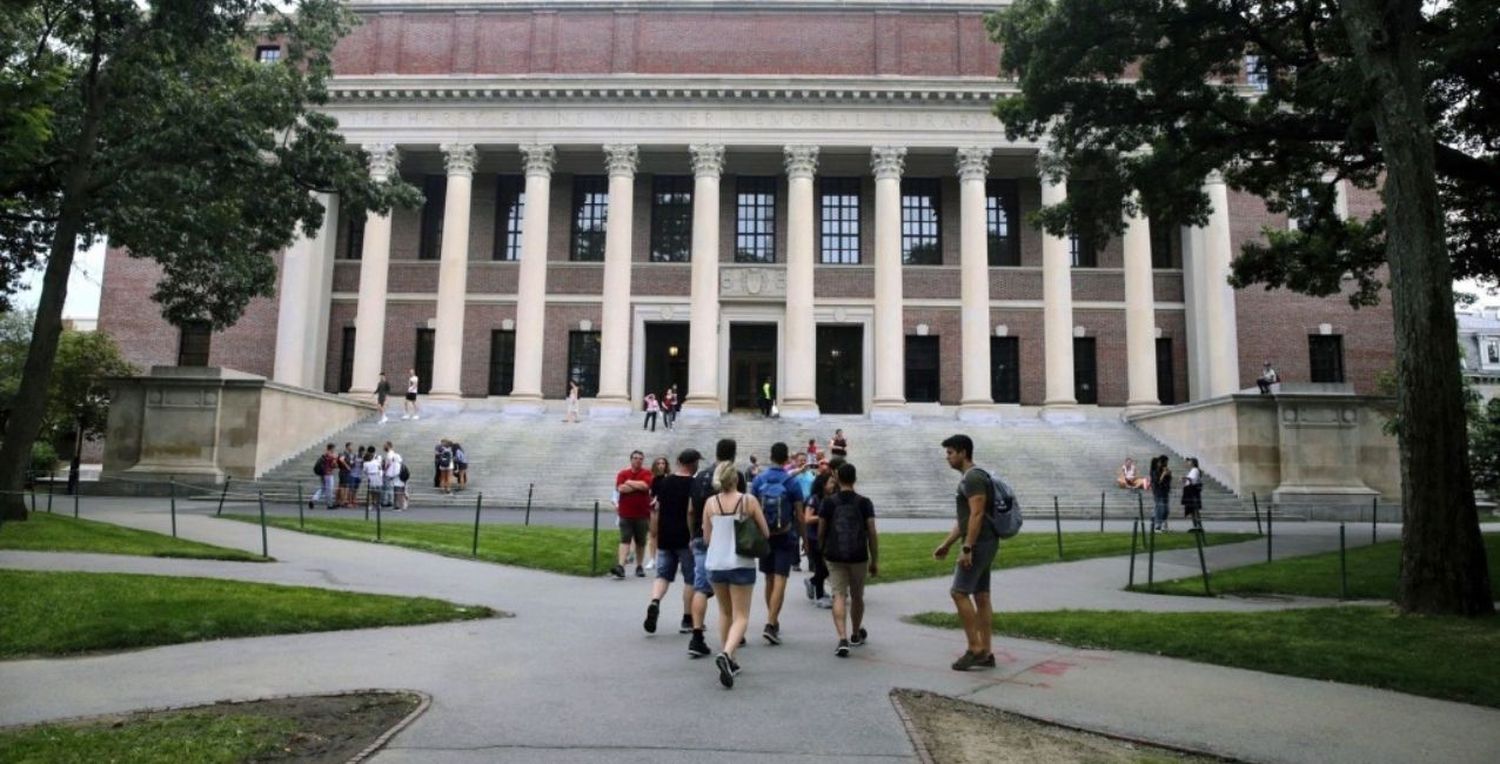 Covid-19: universidades de EEUU perdieron más de medio millón de estudiantes