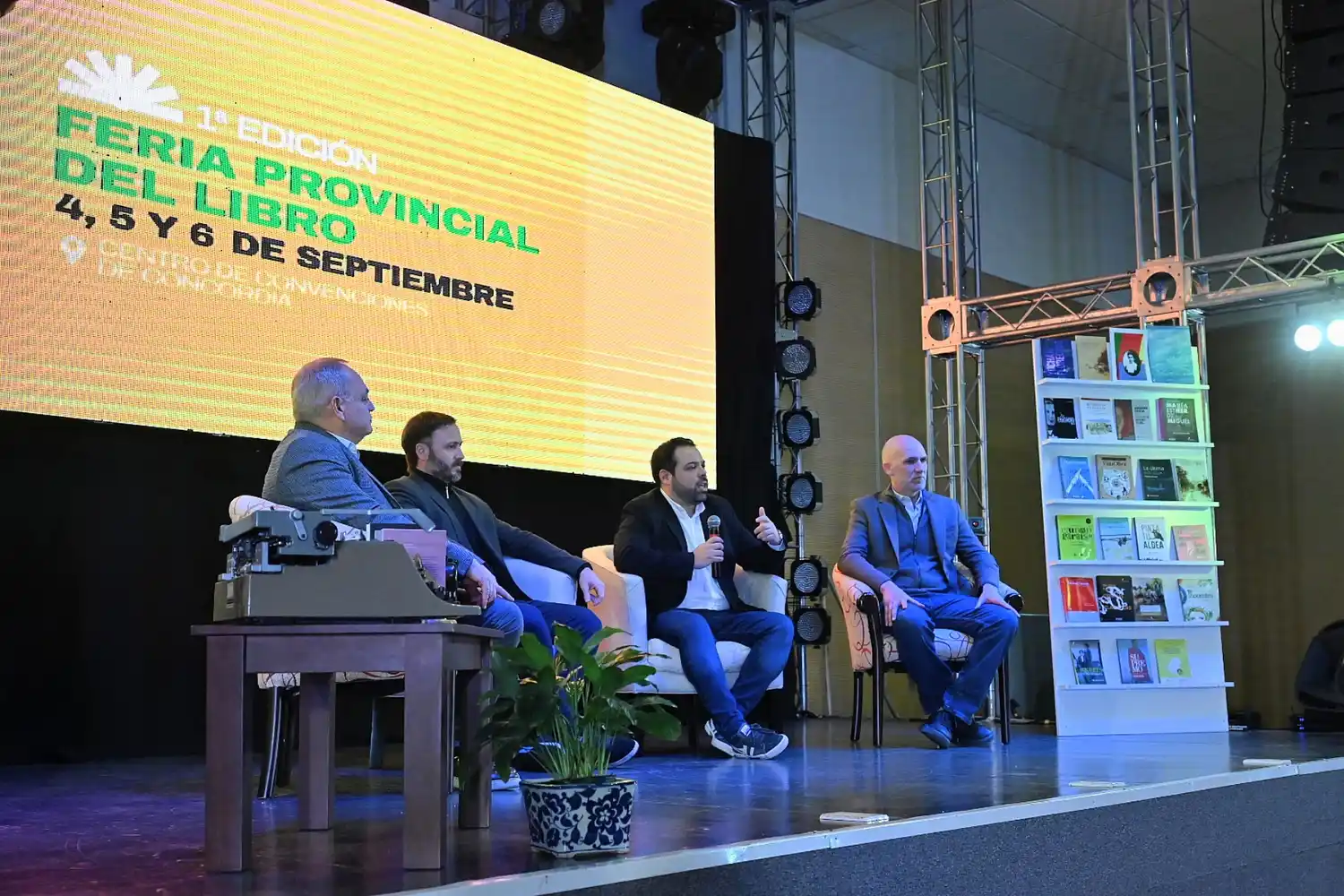 Entre Ríos celebra su primera Feria Provincial del Libro en Concordia