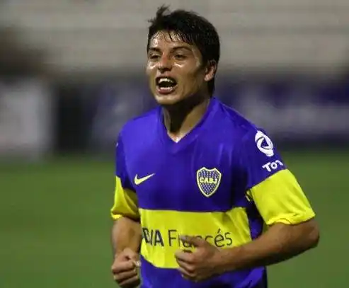 Se viraliza foto de Sebastián Palacios completamente desnudo