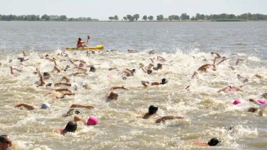 Expectativa por la prueba de aguas abiertas que une a Salto y Concordia