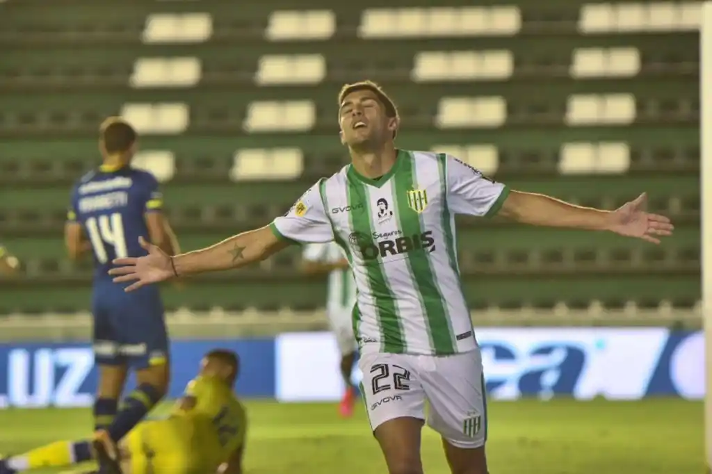 A Banfield no le alcanzó con el gol de Alvarez