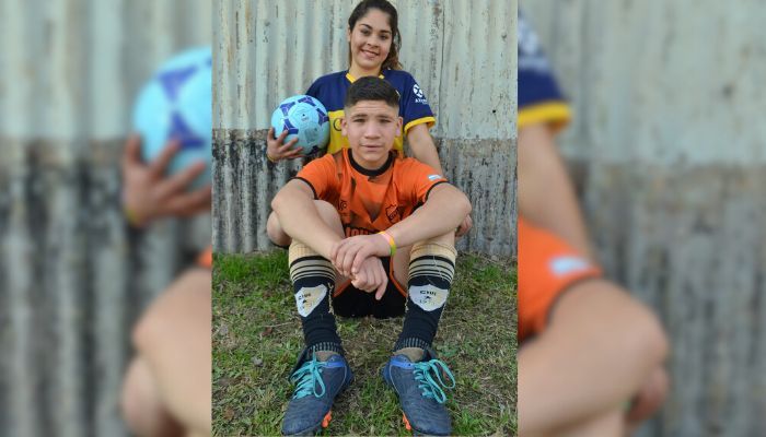 Luisito Castillo: tiene 14 años, es barbero y quiere ser futbolista profesional