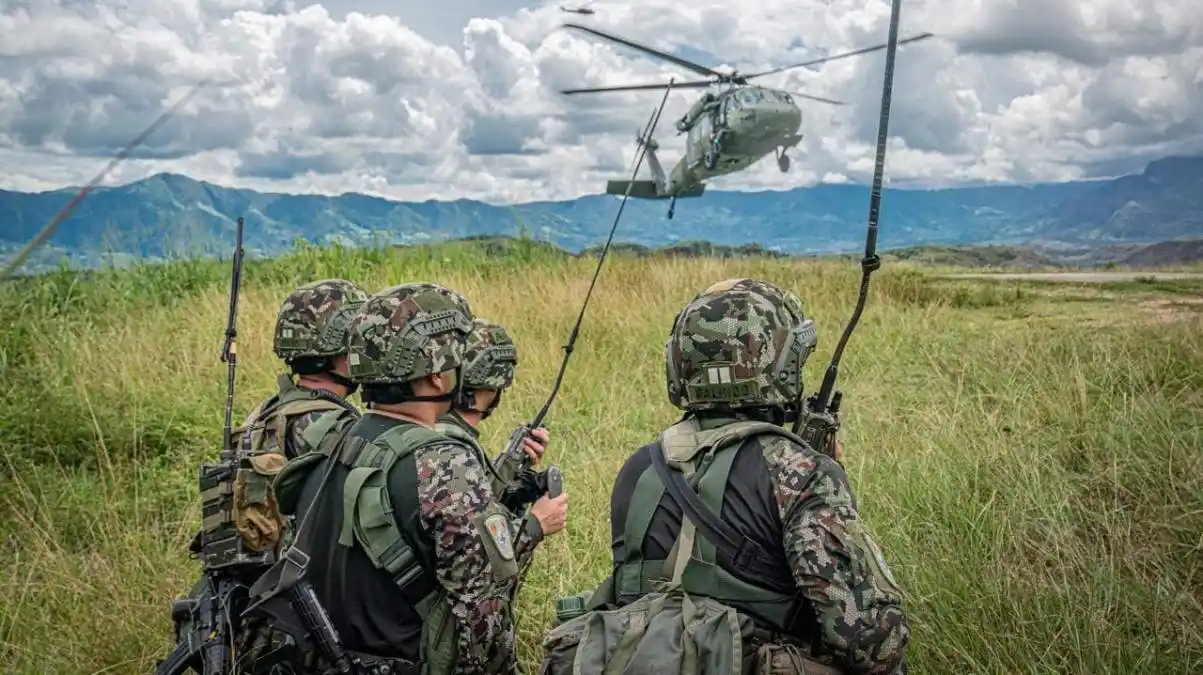 Ejército desactivó más de 100 kilos de explosivos de disidentes de las FARC en Colombia