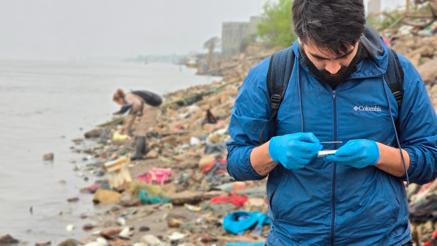 El Ministerio de Ambiente de Santa Fe investigará la aparición de peces muertos en la zona sur de Rosario