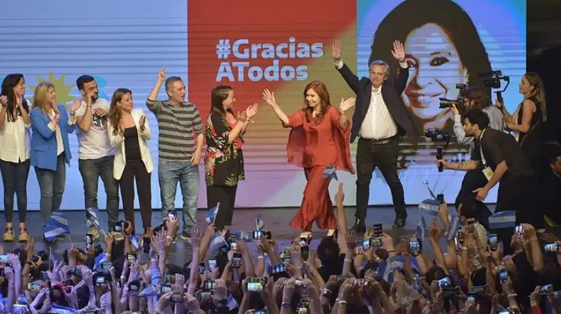 Fuerte viraje político en un marco económico complejo 