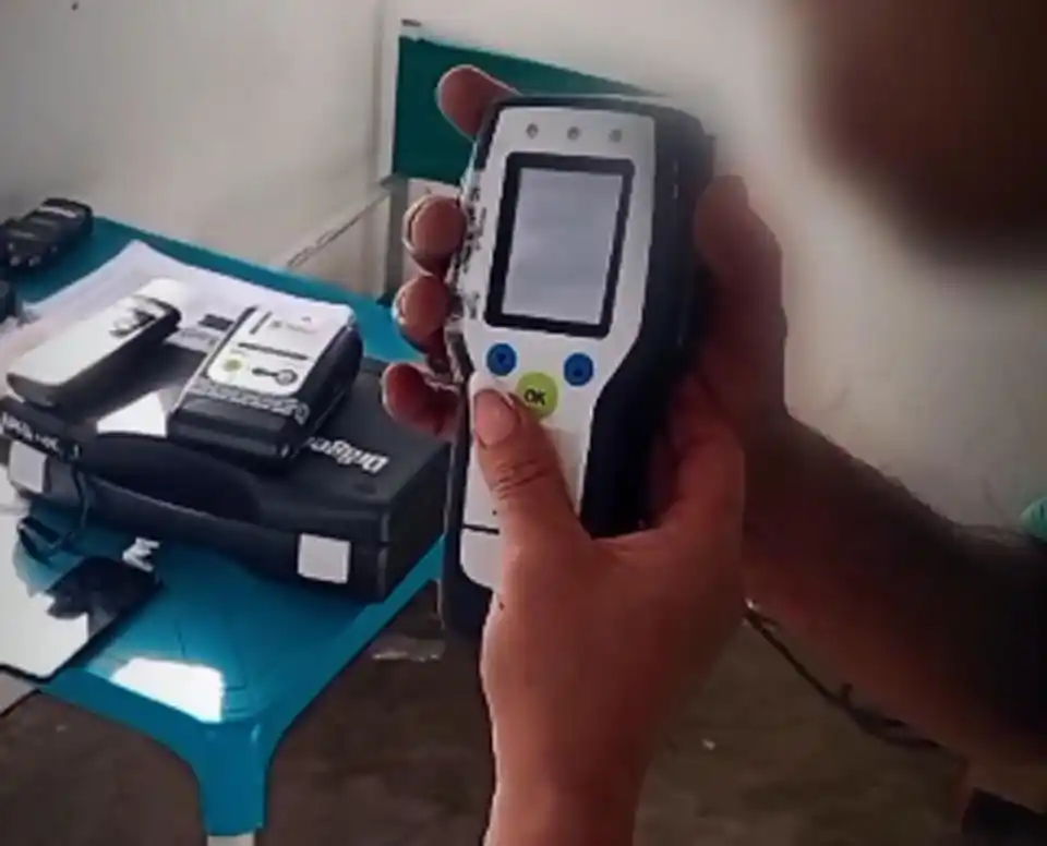 Ruta 226: tenía tanto alcohol en sangre que el dispositivo no pudo medirlo