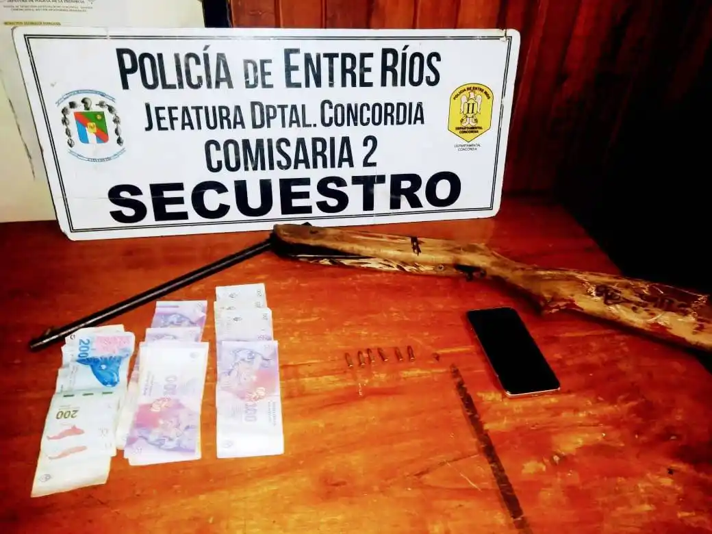 Remisero es víctima de robo por parte del pasajero