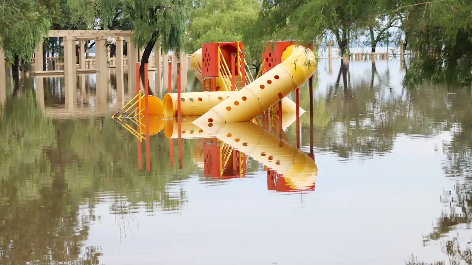 De acuerdo al informe oficial, este martes el río seguirá por debajo de los 12 metros
