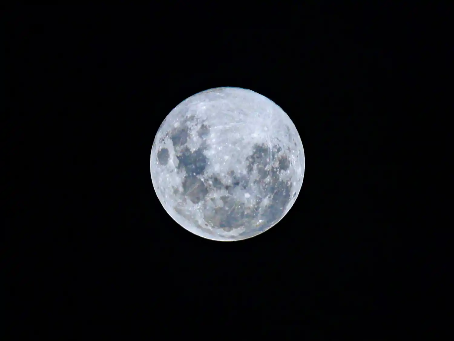 El satélite se verá en en su totalidad a las 23:12 horas de Argentina.