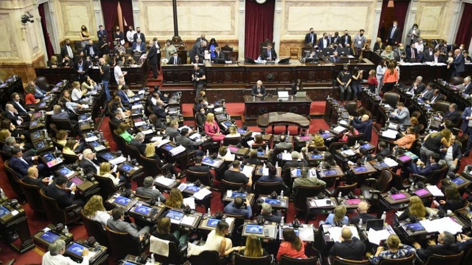 Tras maratónica sesión en Diputados, se  aprobó el acuerdo con el FMI