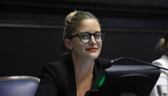 Exdiputada provincial de PRO asumió doble función en el gobierno