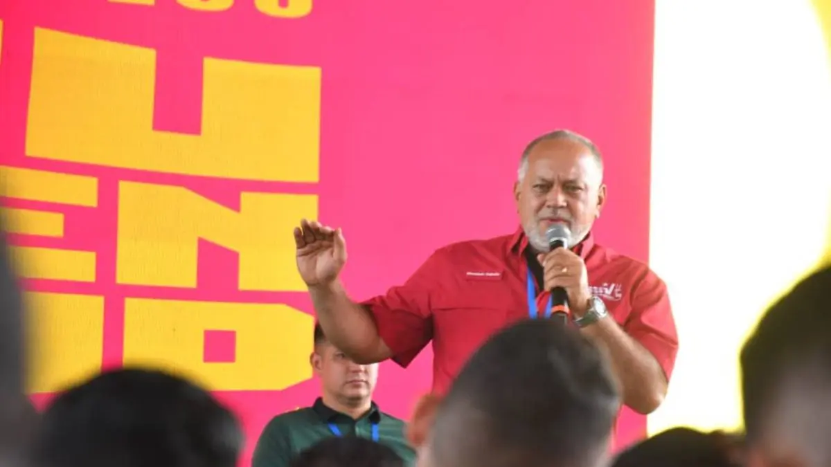 Diosdado le leyó la cartilla a los jóvenes del PSUV: NADA DE TRAICIONES, NI CORRUPCIÓN