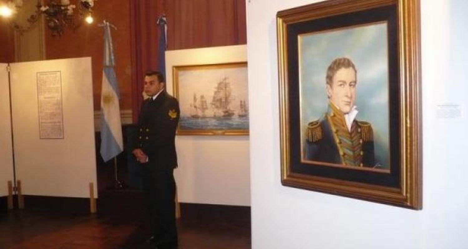 Exposición de cuadros navales
