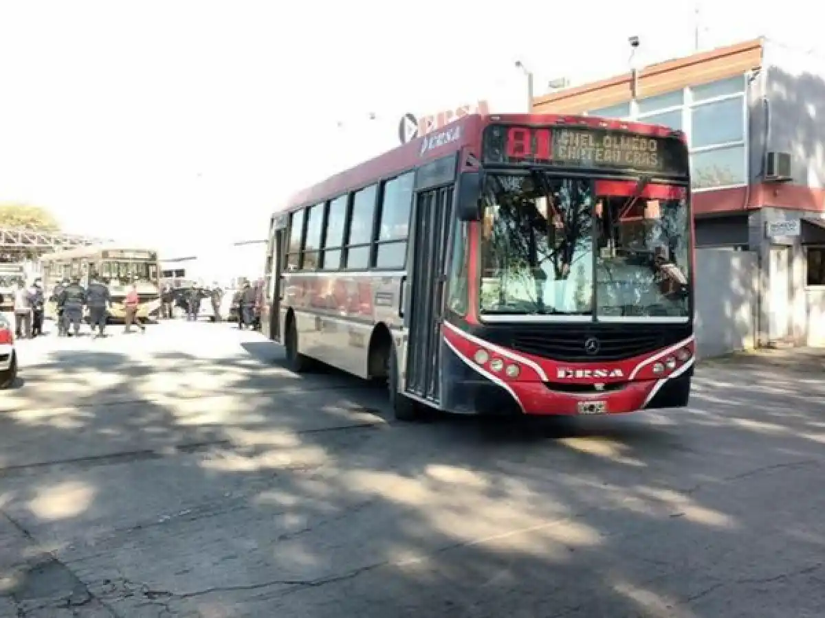 UTA anunció un paro de transporte para el viernes