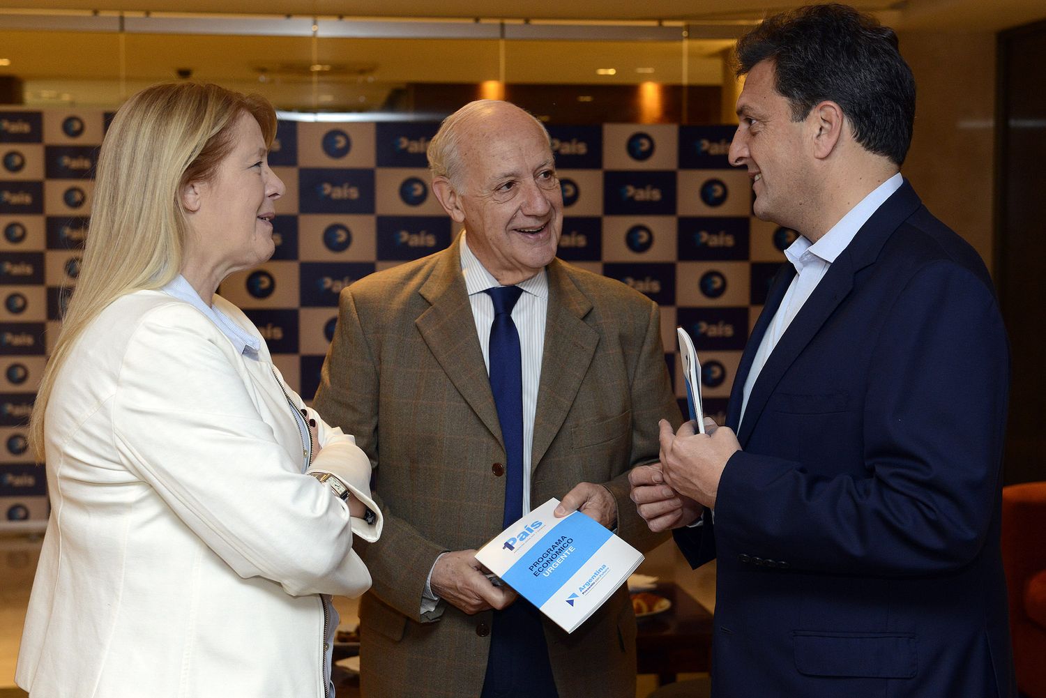 Stolbizer apoya a Lavagna y cuestionó "el zigzagueo de Massa"