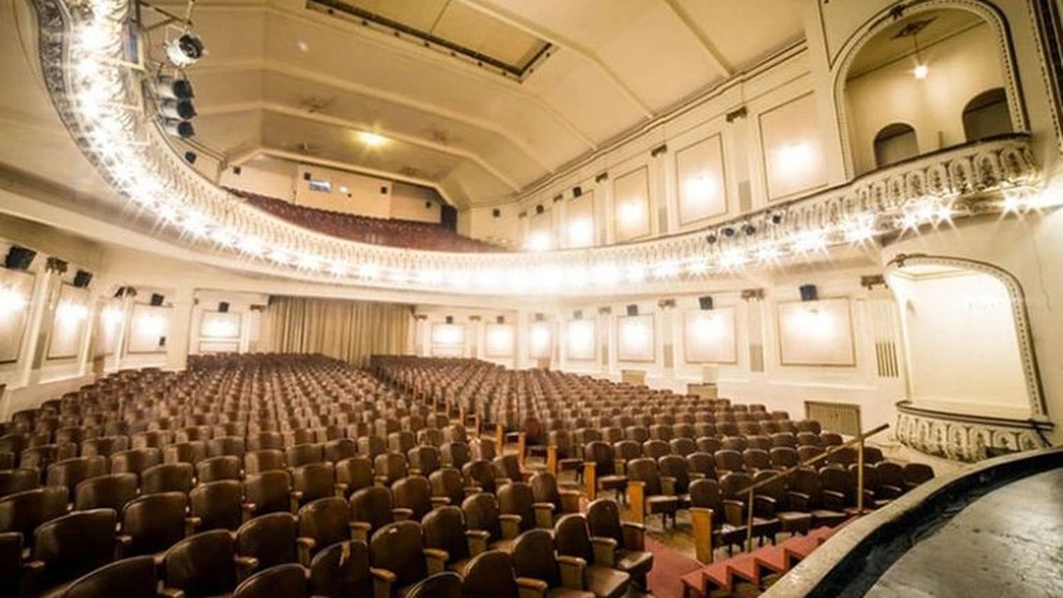 Cine Teatro París, ubicado sobre avenida 59, entre calles 62 y 64