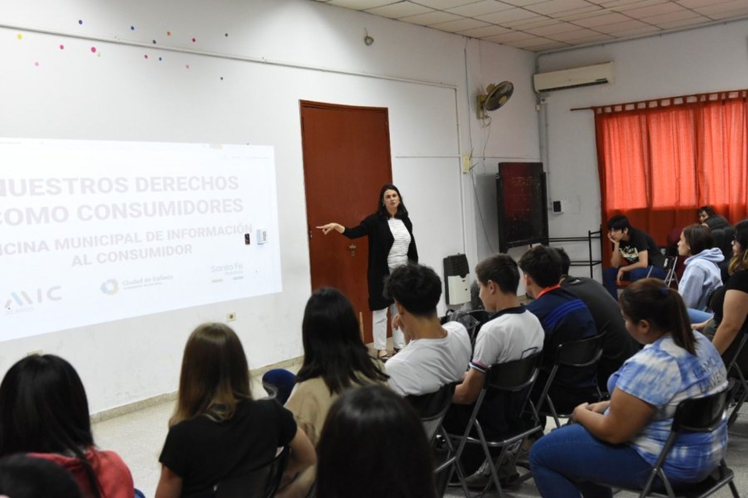 La OMIC brindó una charla en la escuela “Luisa Raimondi de Barreiro”