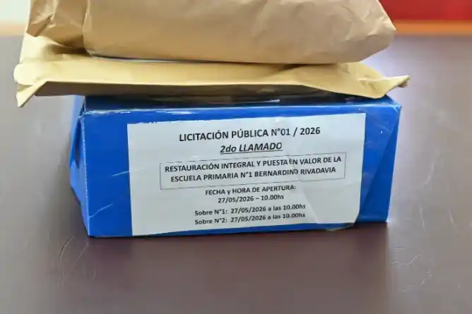 Dos ofertas para avanzar con la restauración integral y puesta en valor de la Escuela Primaria Nº 1