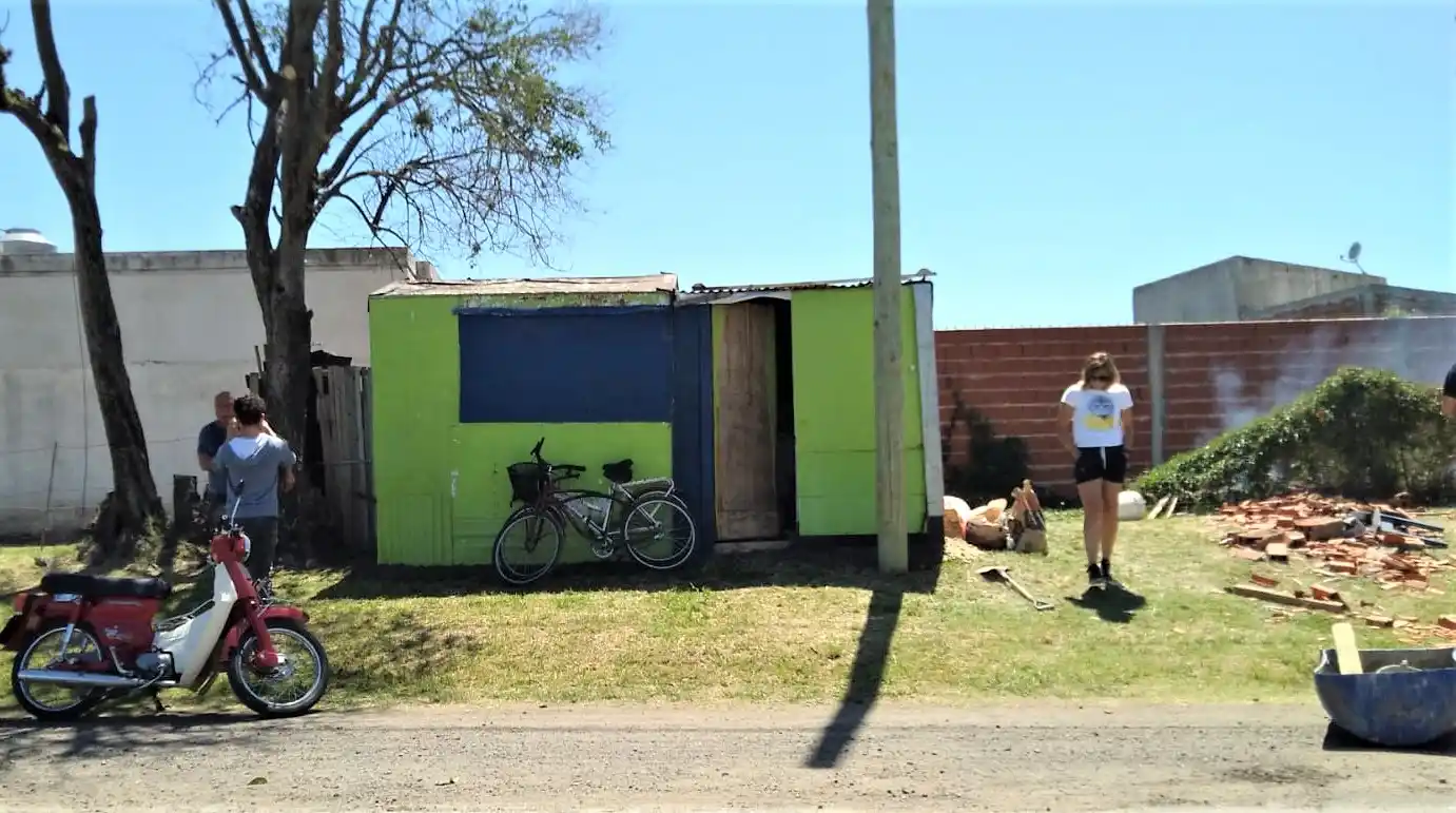 Otra vez, conflicto por la instalación de un carribar en Lucio Mansilla al 700