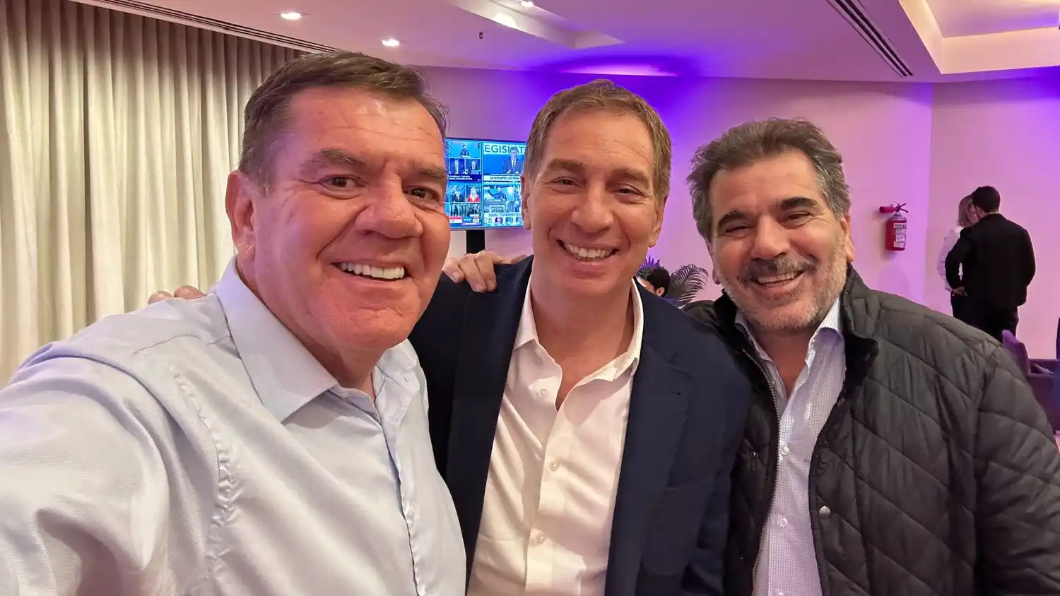 "Él no te lo va a decir. Yo sí te lo digo, es nuestro candidato a gobernador de la Provincia", indicó el presidente del PRO.