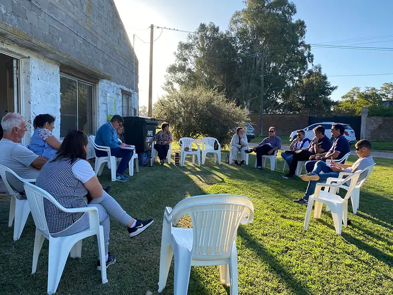 Vecinos de Ochandio comentaron sus inquietudes a Gargaglione