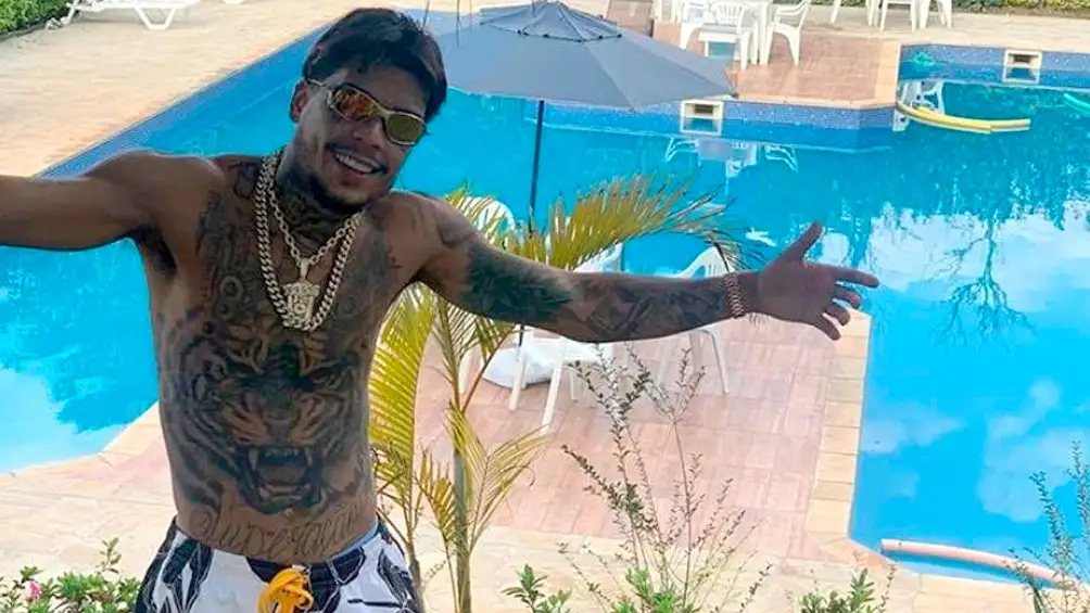 El músico MC Kevin murió al arrojarse a la pileta de un hotel desde un quinto piso