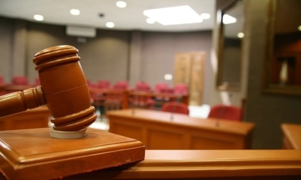 Habrá unos 30 testimonios en el juicio por jurado a policía