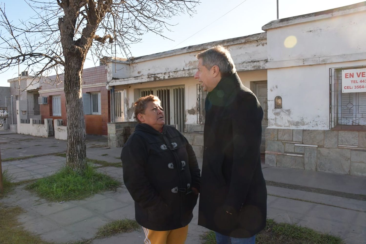 Bernarte dialogó con los vecinos.