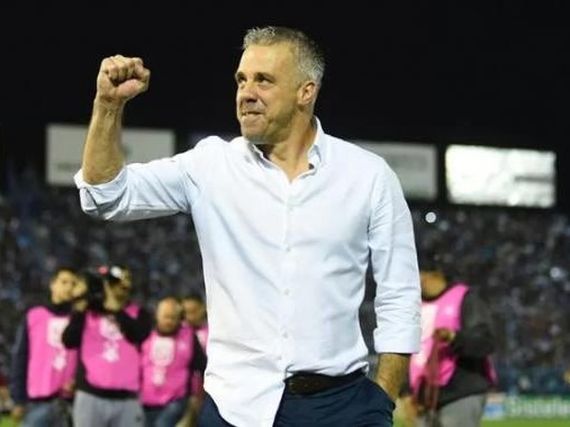 Pusineri tendrá un segundo ciclo en Atlético Tucumán