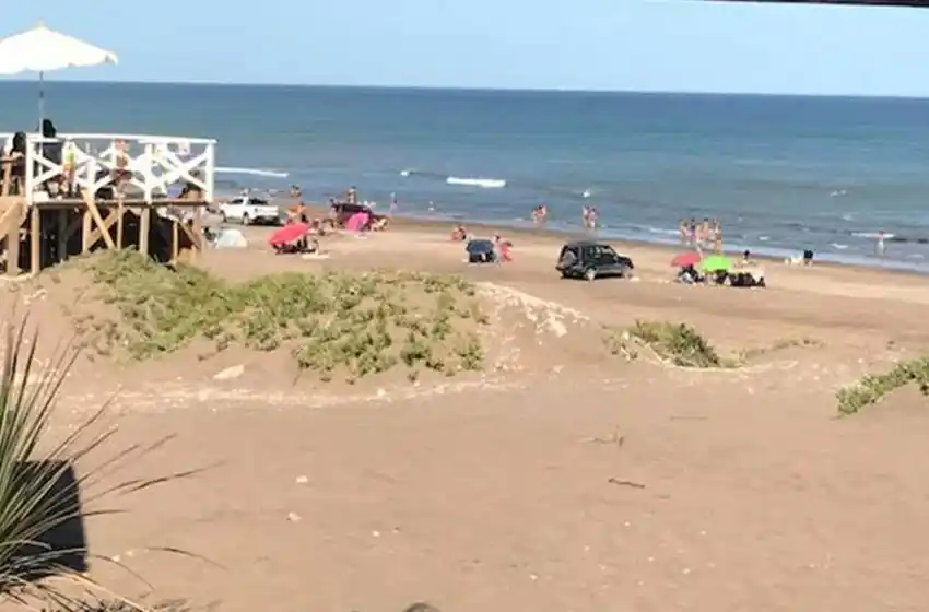 Atropelló y mató a un nene de 3 años que jugaba en la playa
