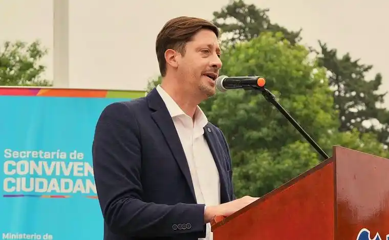 “Es difícil armar una propuesta salarial habiendo perdido un cuarto de la recaudación provincial”, advirtió Consalvi.