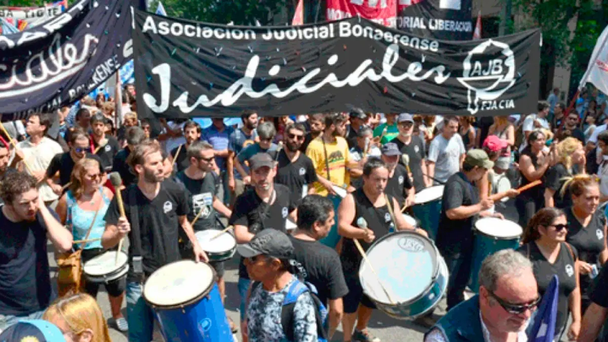 Judiciales bonaerenses exigieron una nueva convocatoria paritaria