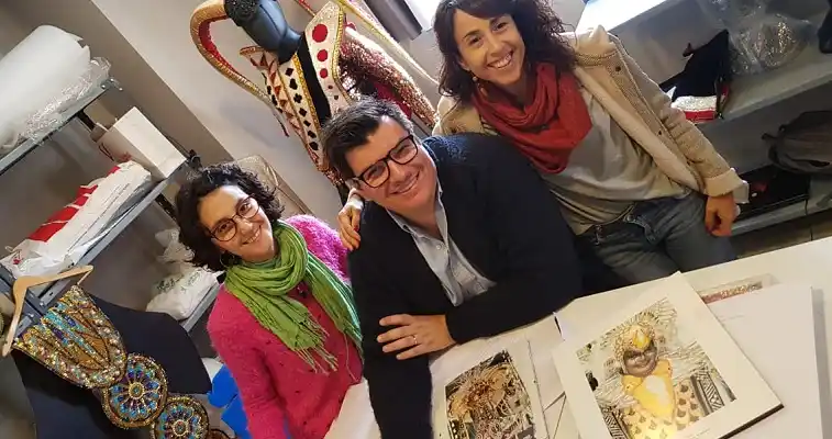 Gervasio Larrivey donó 13 años de registro carnavalero y su primera paleta de sombras