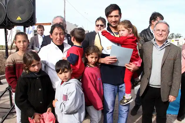 Entregaron 59 nuevas viviendas rurales en Victoria y Diamante