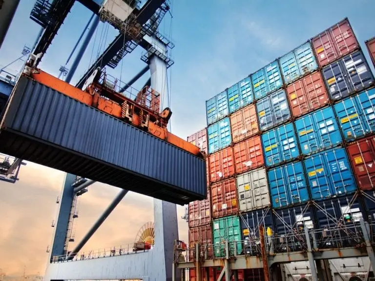Crecen las exportaciones de pymes argentinas: aumento del 22,2% en dólares y 10,7% en volumen
