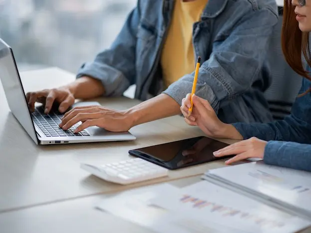 Cómo encontrar buenas capacitaciones para empresas