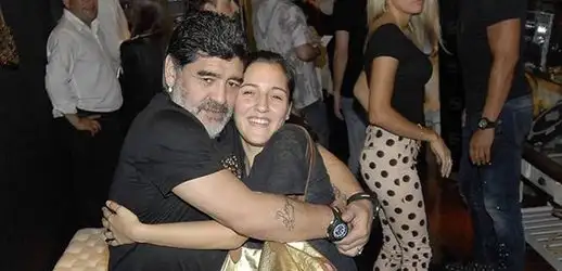 Jana Maradona hizo un anuncio que generó celos y polémica
