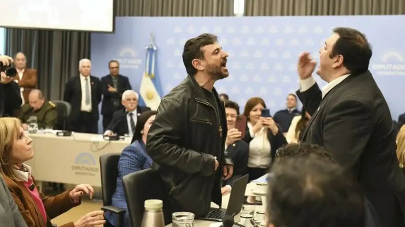 La Libertad Avanza presentó un proyecto para excluir a Grabois de Diputados tras los incidentes en una comisión