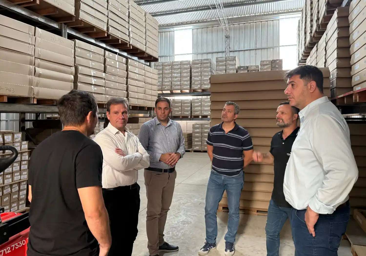 Visita a una de los comercios adheridos.