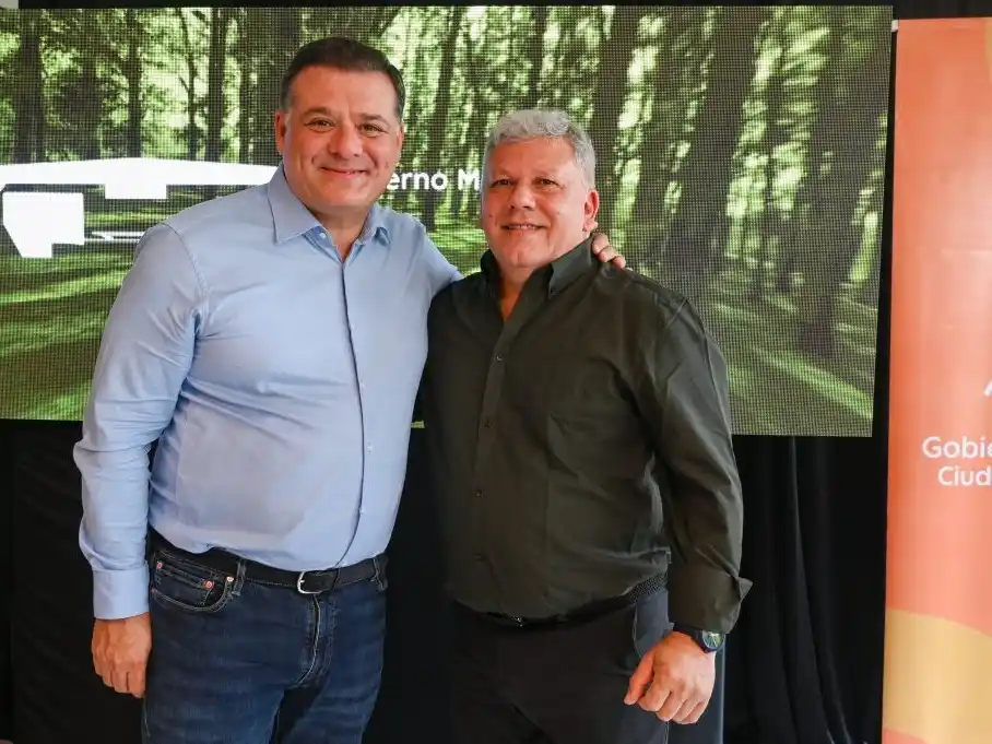 El intendente Gustavo Benedetti y el presidente de la Agencia Córdoba Turismo, Darío Capitani, participaron de la presentación del plan de turismo