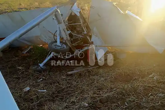Tragedia: construyó su propio avión ligero, salió a probarlo, pero se estrelló y murió