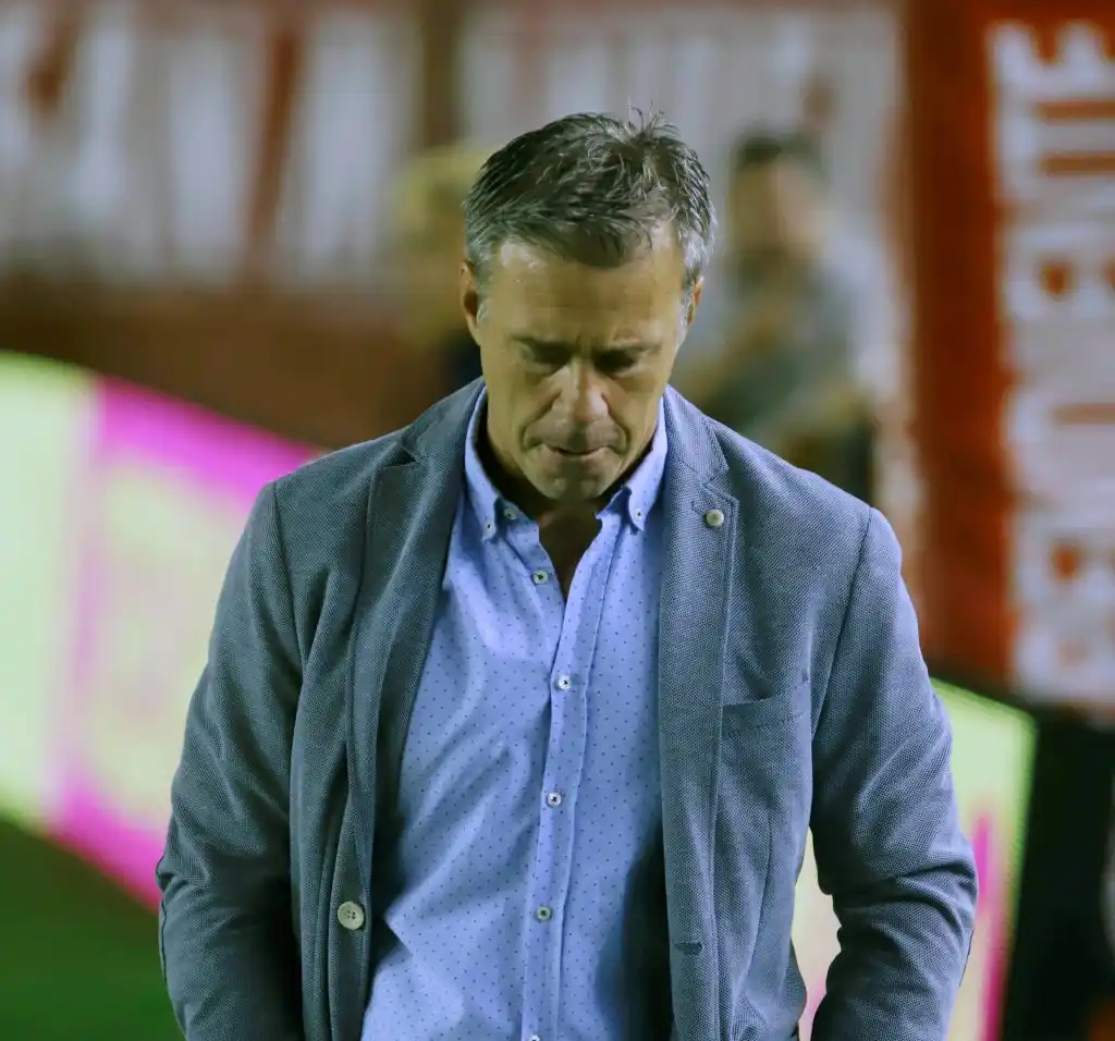 Pusineri dejó de ser el técnico de Independiente 
