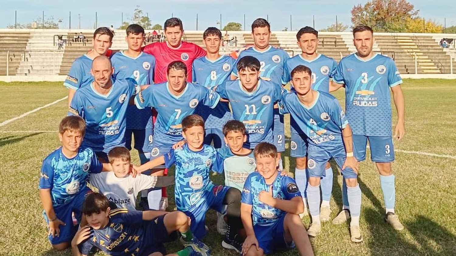 Salto Grande triunfa y lidera la primera divisional de ascenso