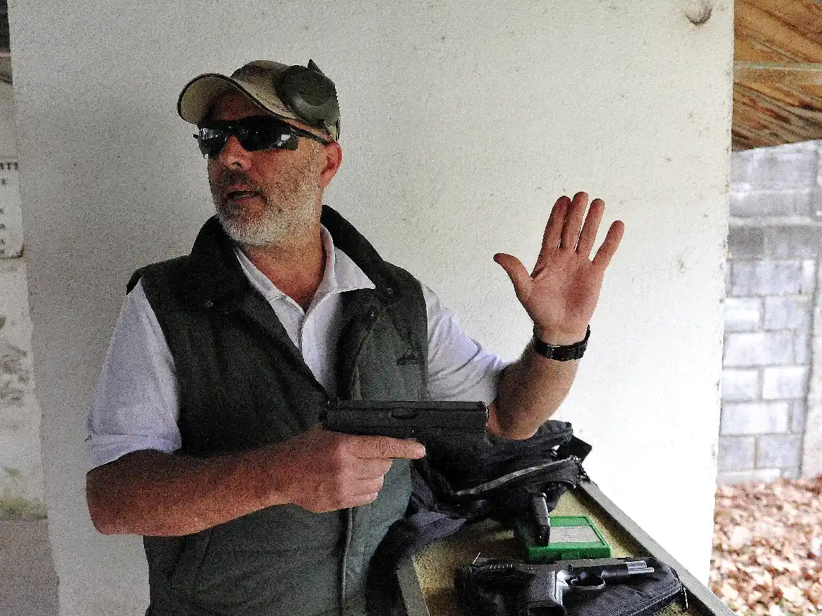 La mitad de quienes compran armas fueron víctima de la inseguridad 