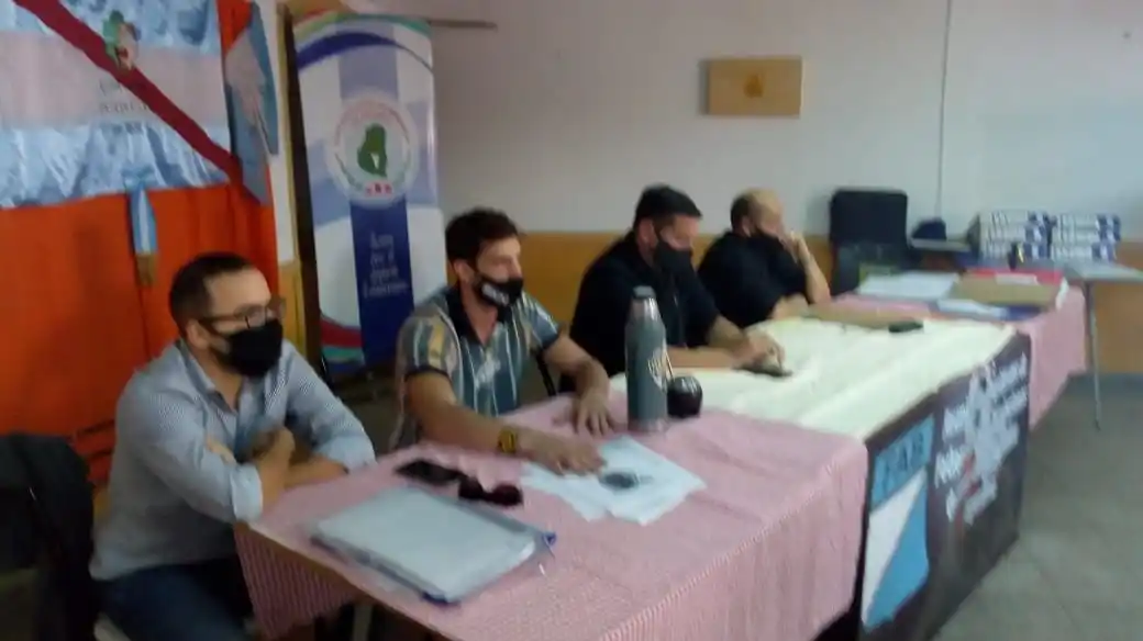 Rosalino Aquino López fue reelecto en la Federación Entrerriana de Box