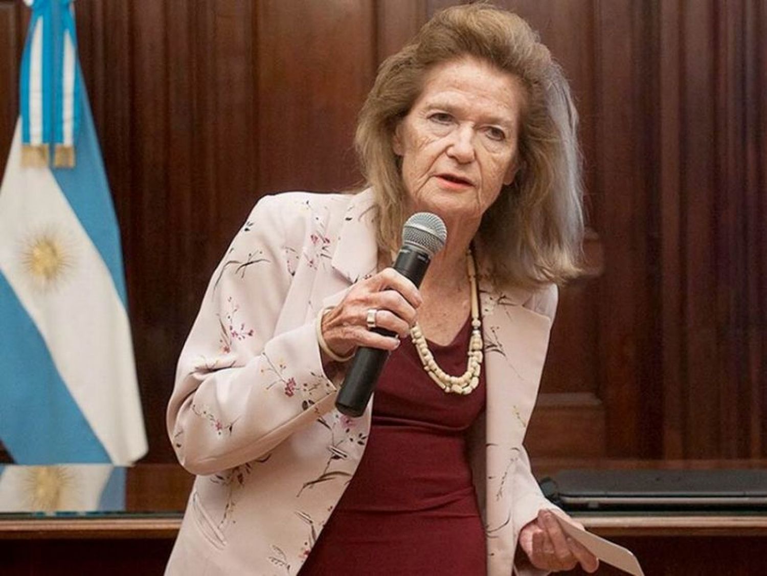 Con más pena que gloria Higthon dejó la Corte Suprema