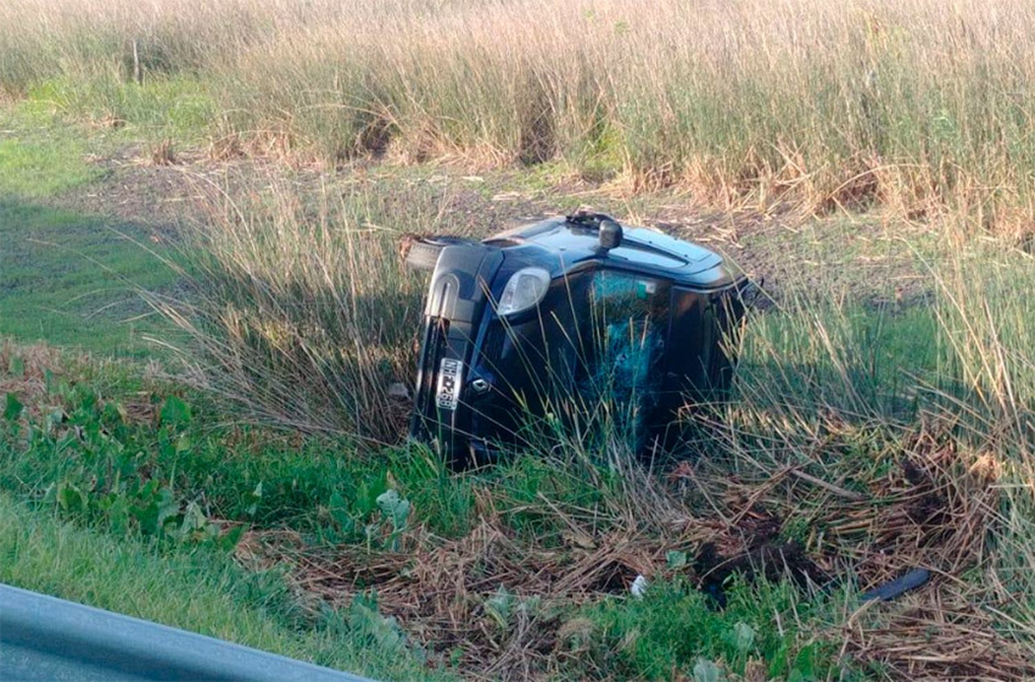 Tres niñas fueron internadas en el Materno tras un vuelco en Autovía 2